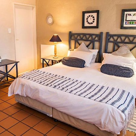 Oxnead Guesthouse Pretoria Bagian luar foto